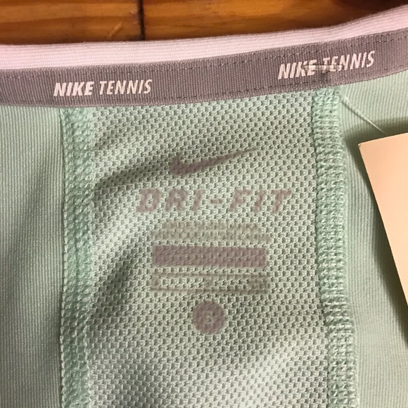 Nike Dri-Fit Pastel Green White Tennis Top, EUC, S - Picture 4 of 13